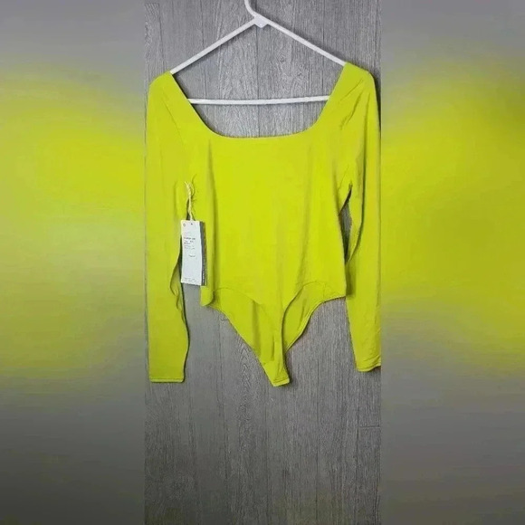 NWT Lululemon Wundermost Ultra-Soft Nulu Square-Neck LS Bodysuit Size Large - Picture 4 of 5